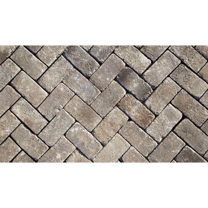 Gebruikte beton keiformaat 10cm gebruikt rood/paars (op pallet)