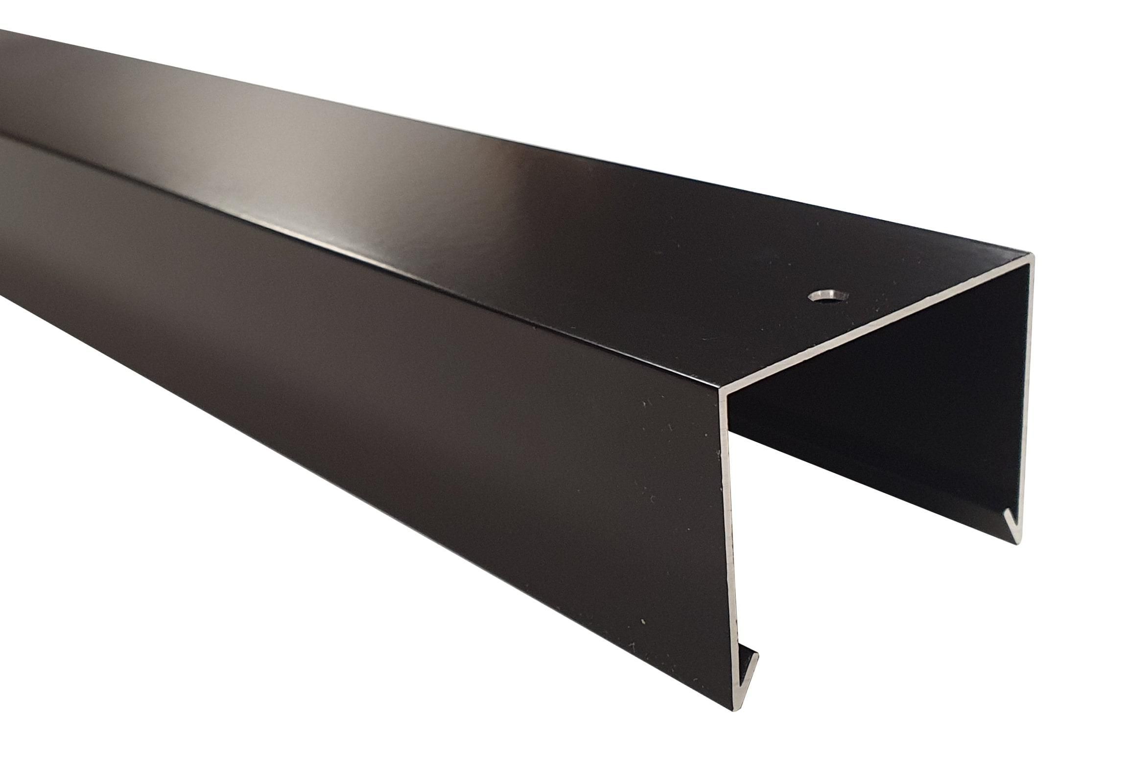 Aluminium afdekkap met sponning 4,5x6,1x179,5cm, zwart RAL 9005. (1060251)